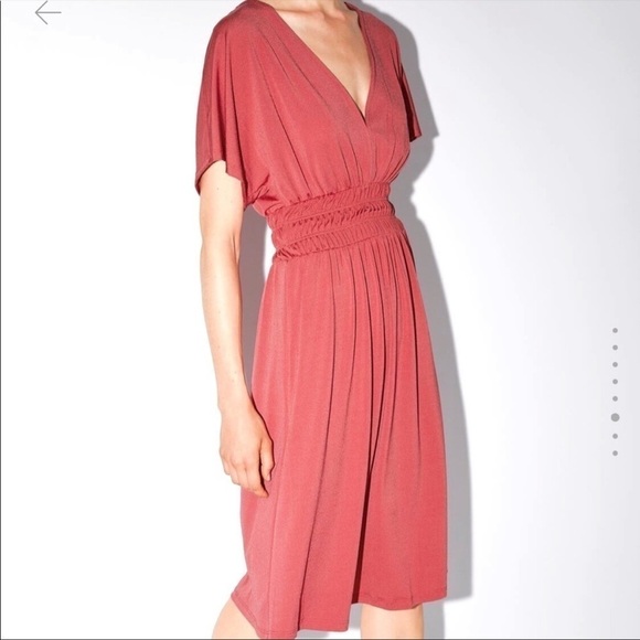 Zara Smocked V Neck with Elastic Waist Dress in Pink Size‎ Medium - Picture 4 of 9